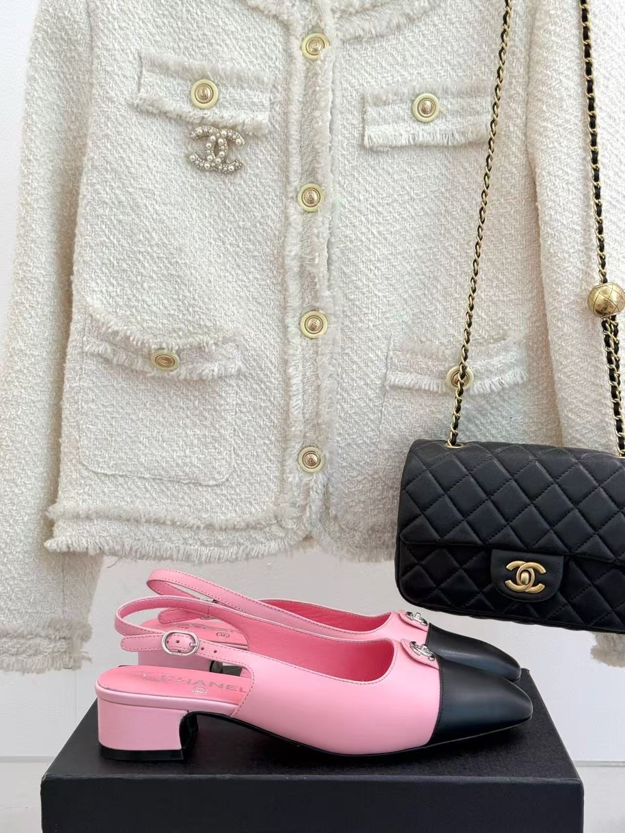 CHANE1 高品質ダブルCカラーマッチングローヒール【50％割引+送料無料】