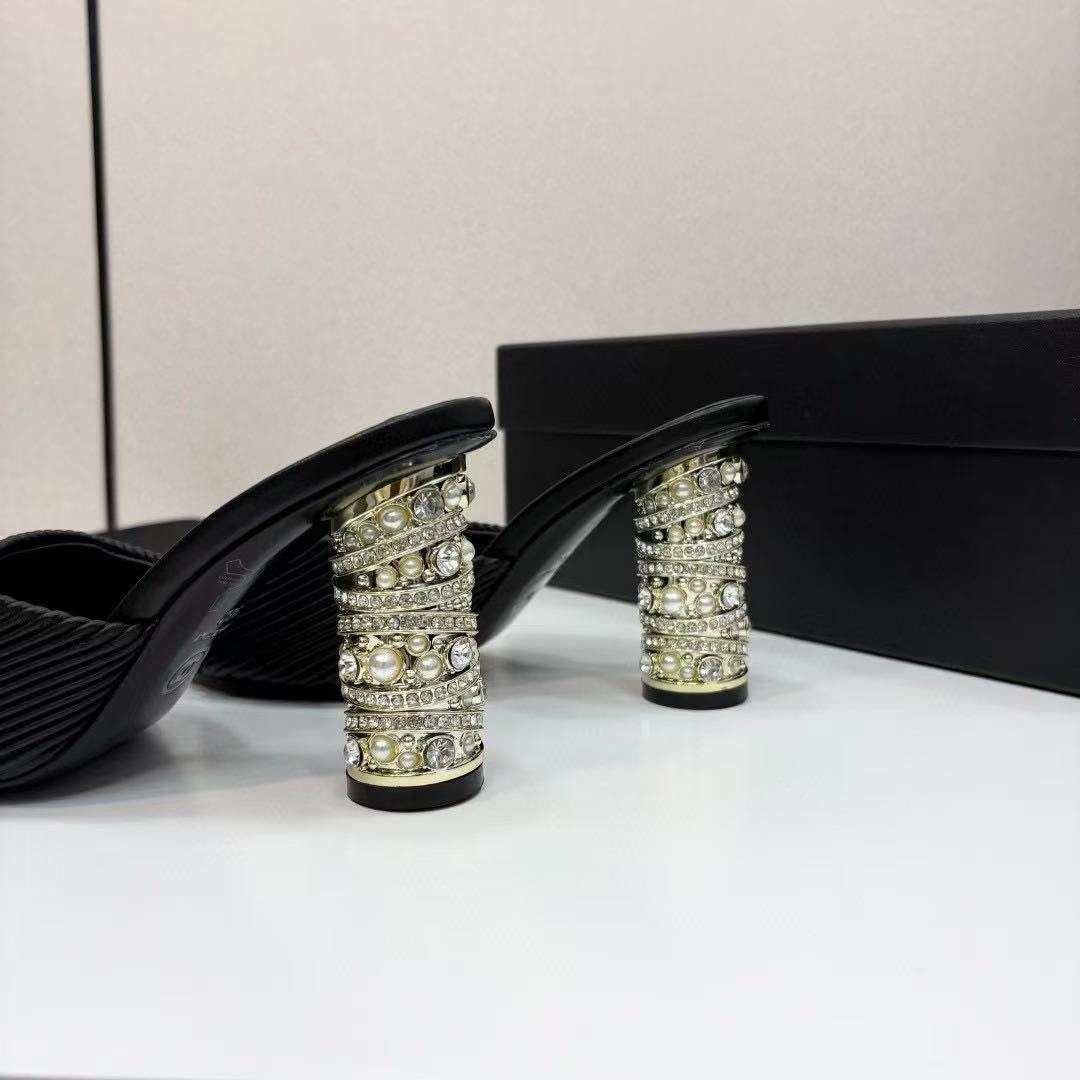 CHANE1 高品質ダブルCパールハイヒール【50％割引+送料無料】