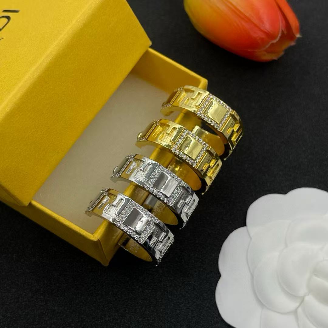 FEND1 FFダイヤモンドイヤリング【 50％割引+送料無料】