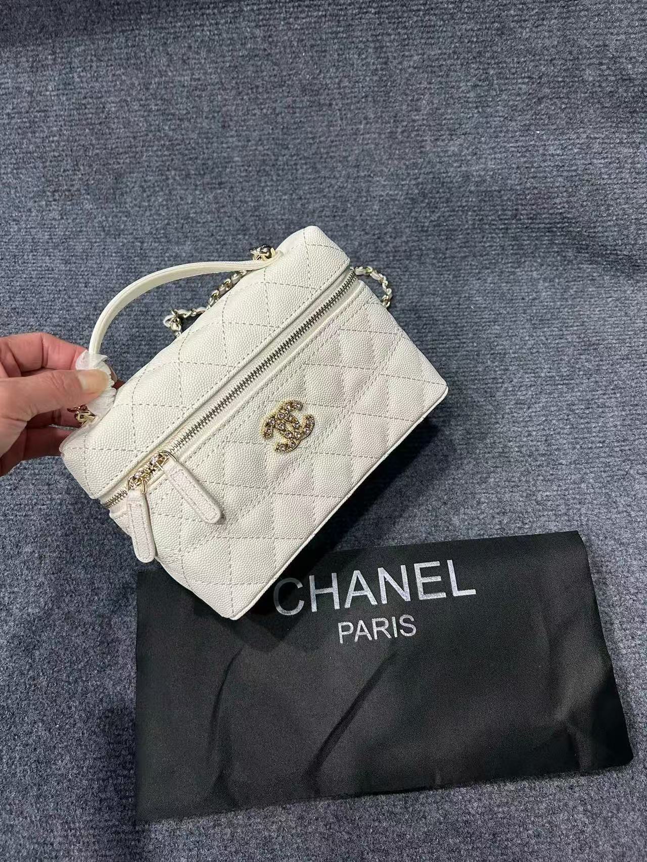 CHANE1 ダイヤモンドバックルチェーンバッグ【 50％割引+送料無料】