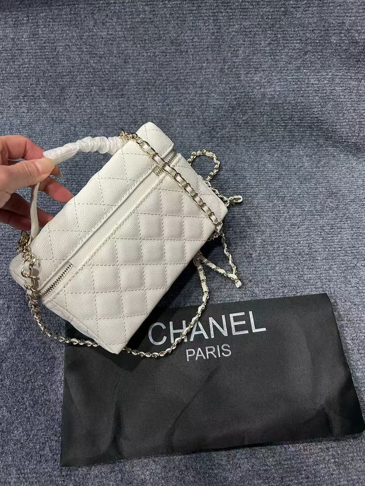 CHANE1 ダイヤモンドバックルチェーンバッグ【 50％割引+送料無料】