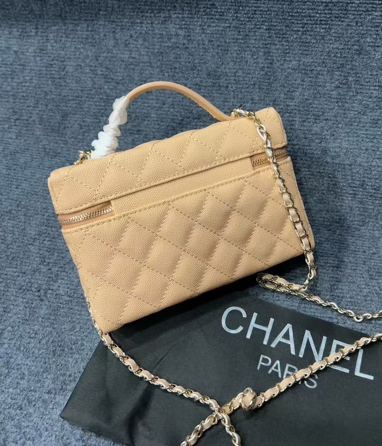 CHANE1 ダイヤモンドバックルチェーンバッグ【 50％割引+送料無料】