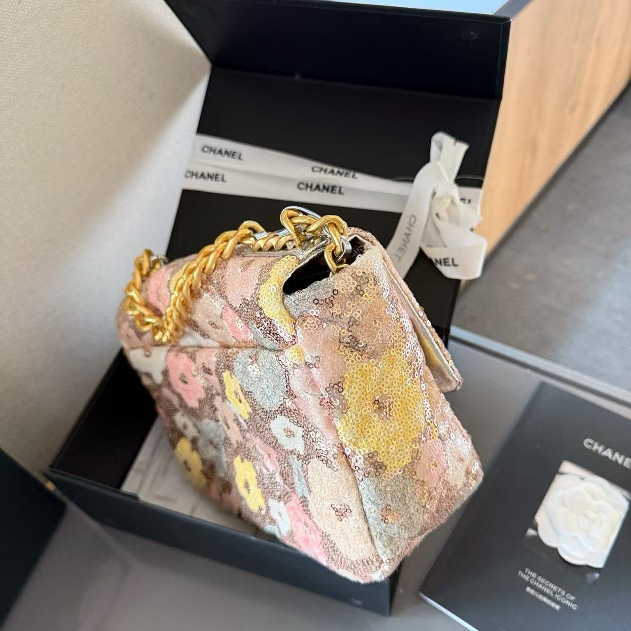 CHANE1 フラワースパンコールショルダーバッグ【 50％割引+送料無料】