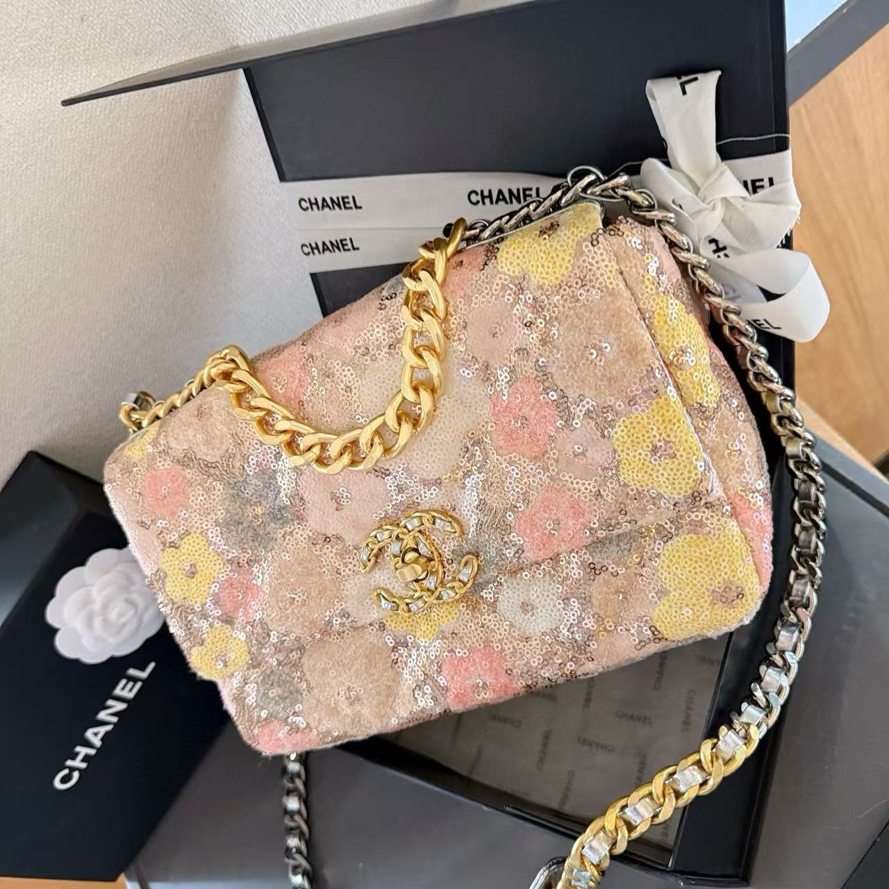 CHANE1 フラワースパンコールショルダーバッグ【 50％割引+送料無料】