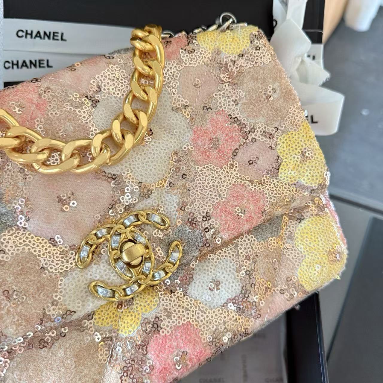 CHANE1 フラワースパンコールショルダーバッグ【 50％割引+送料無料】