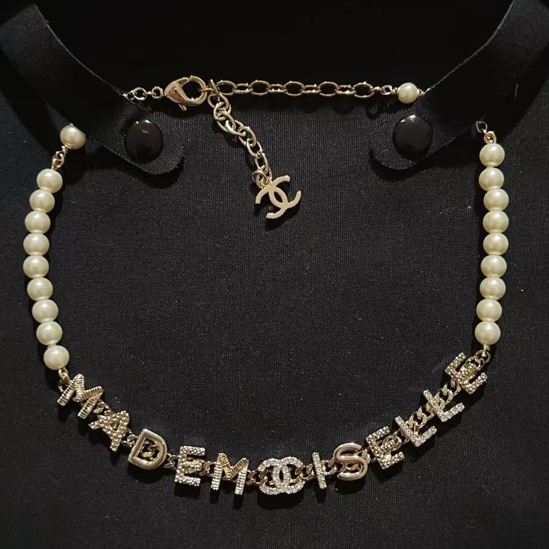 CHANE1 ダブルCレターパールネックレス【 50％割引+送料無料】