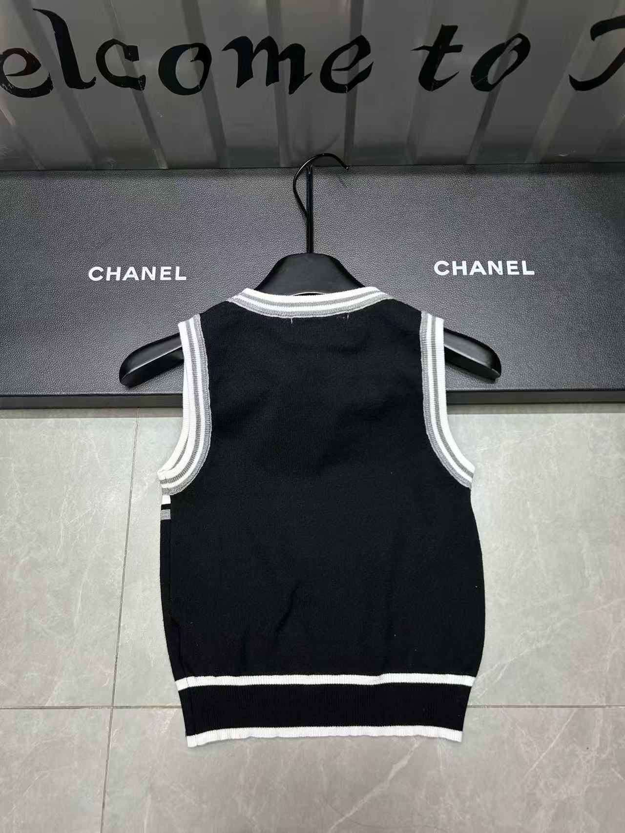 DI0R 五芒星レターウールベスト【 50％割引+送料無料】