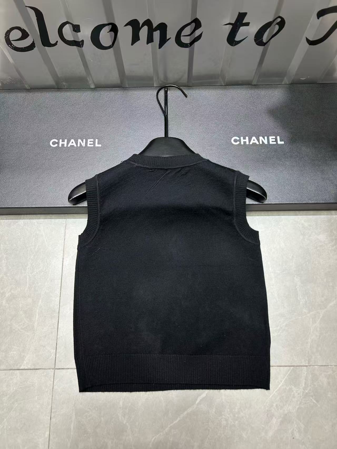 LV四つ葉のクローバーフラワーウールベスト【 50％割引+送料無料】