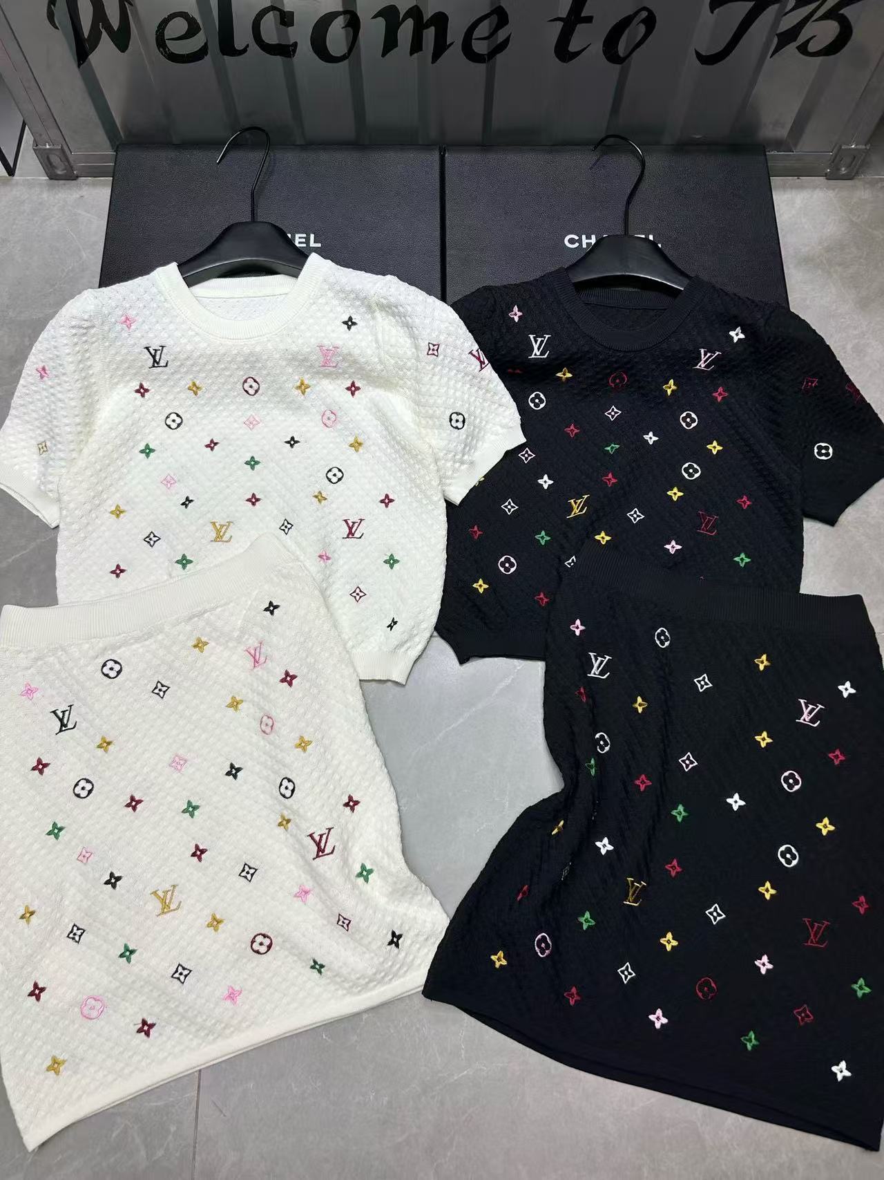 LVカラーロゴウール半袖2点セット【 50％割引+送料無料】