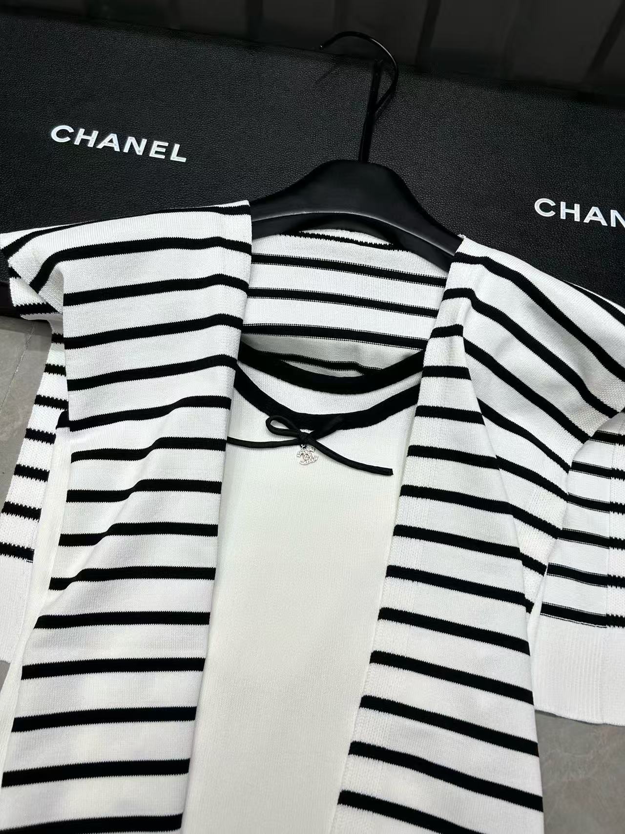 CHANE1 ショール付きサスペンダードレス【 50％割引+送料無料】