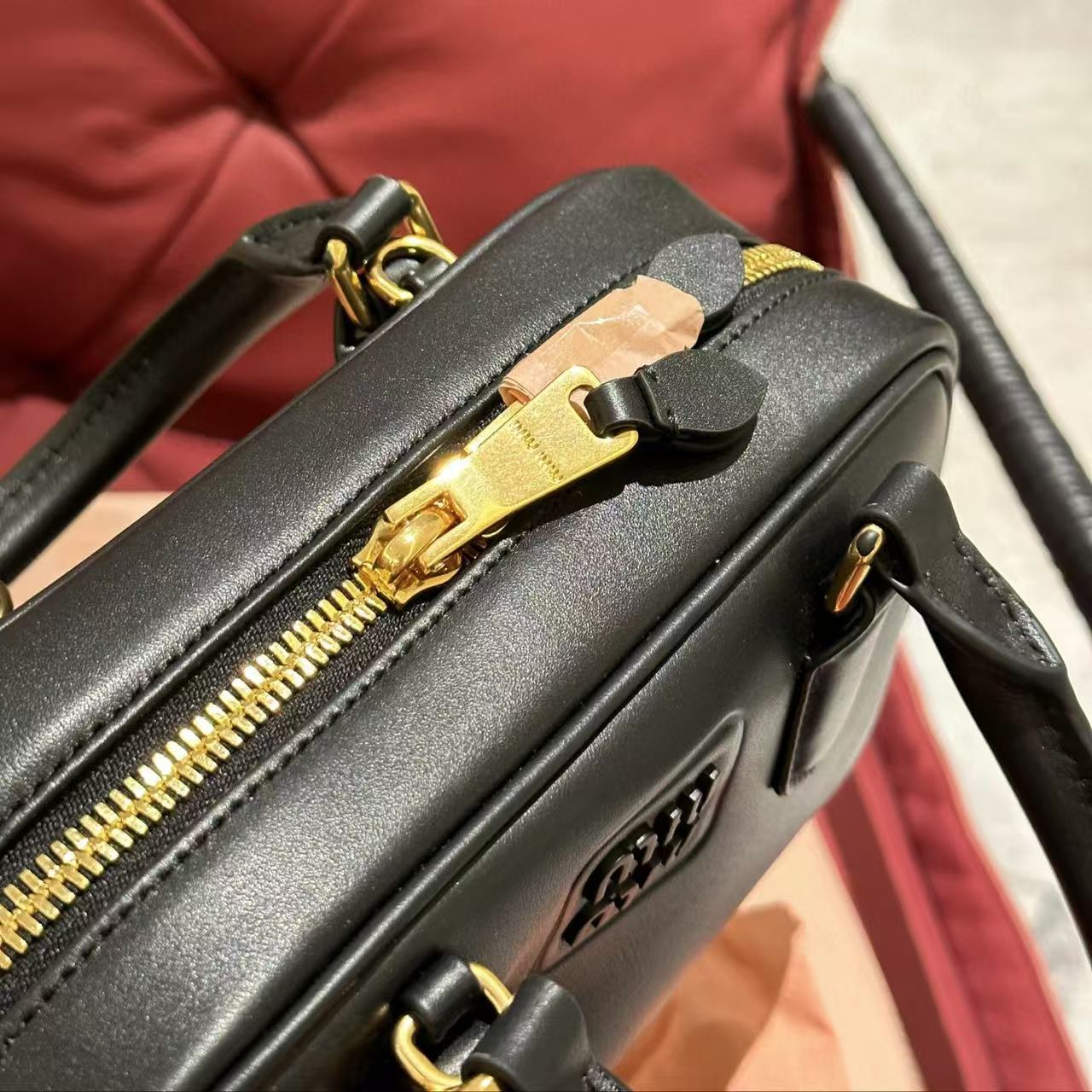 M1UM1U 高品質牛革ハンドバッグ【 50％割引+送料無料】