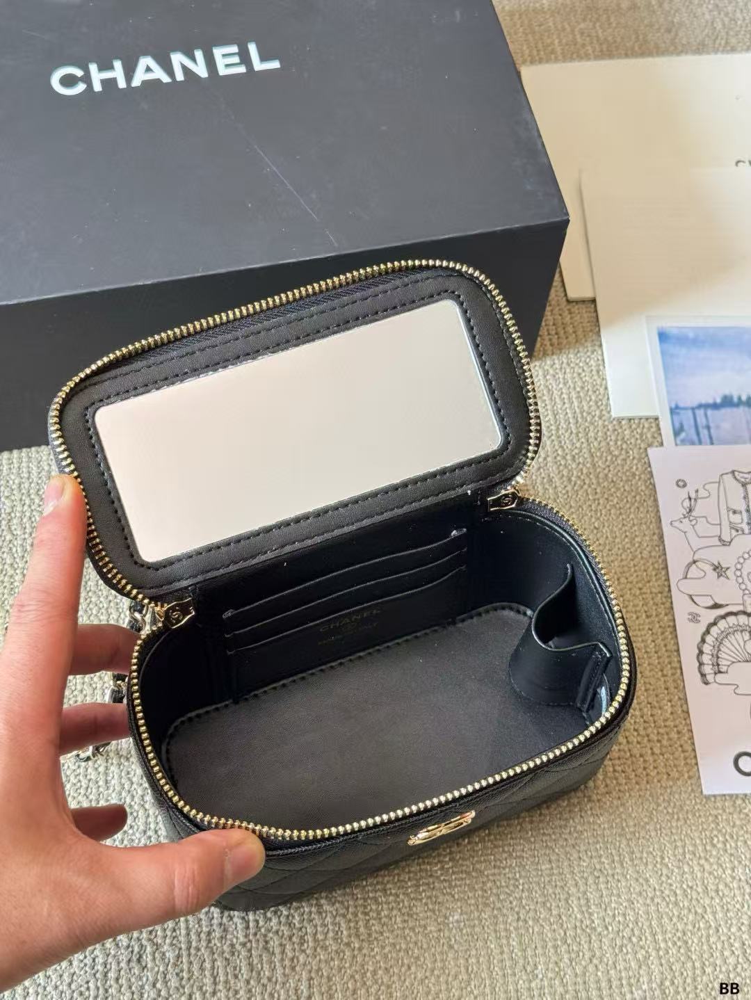 CHANE1 チェーンボックスショルダークロスボディバッグ【 50％割引+送料無料】