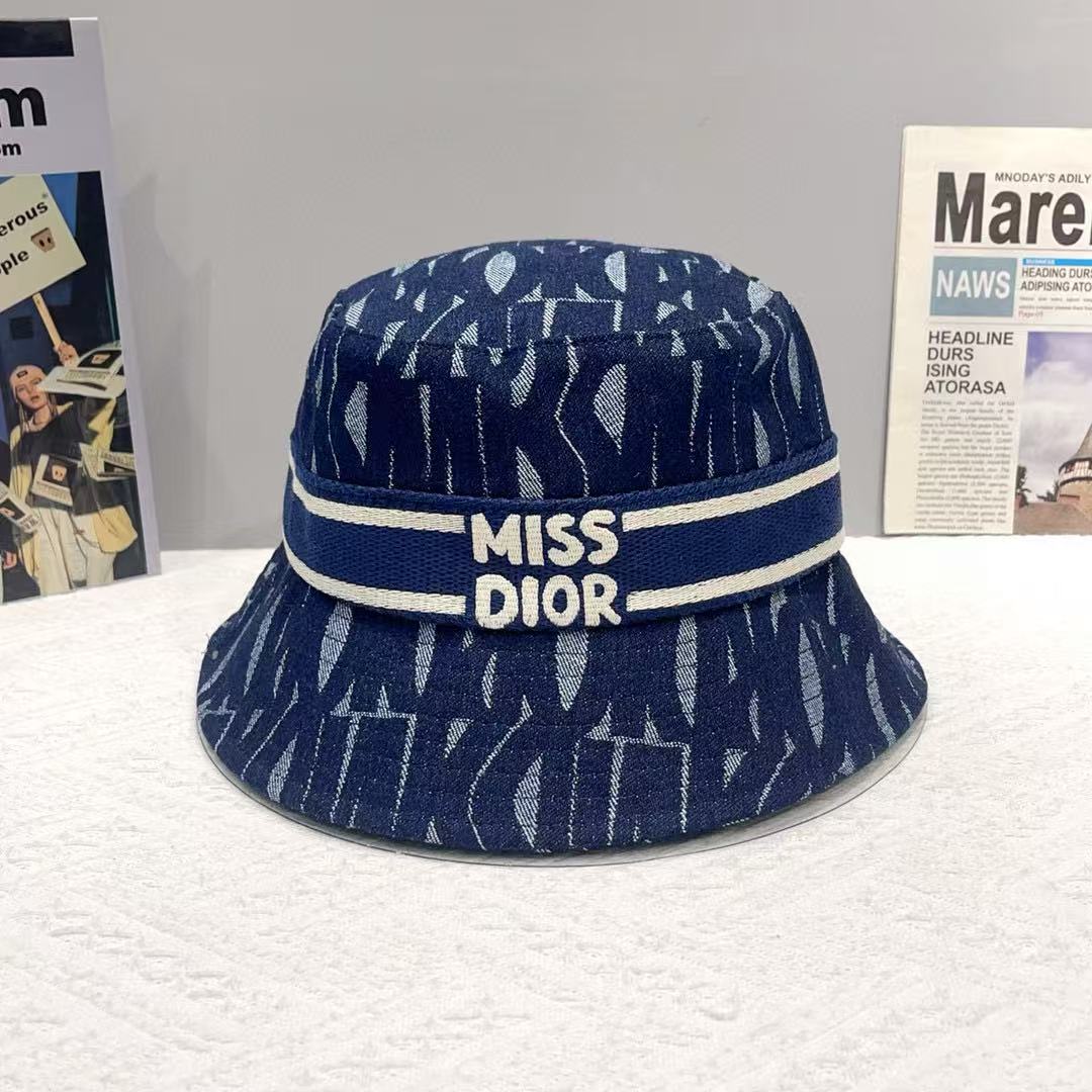 CHANE1 レタープリント バケットハット 【50％割引+送料無料】