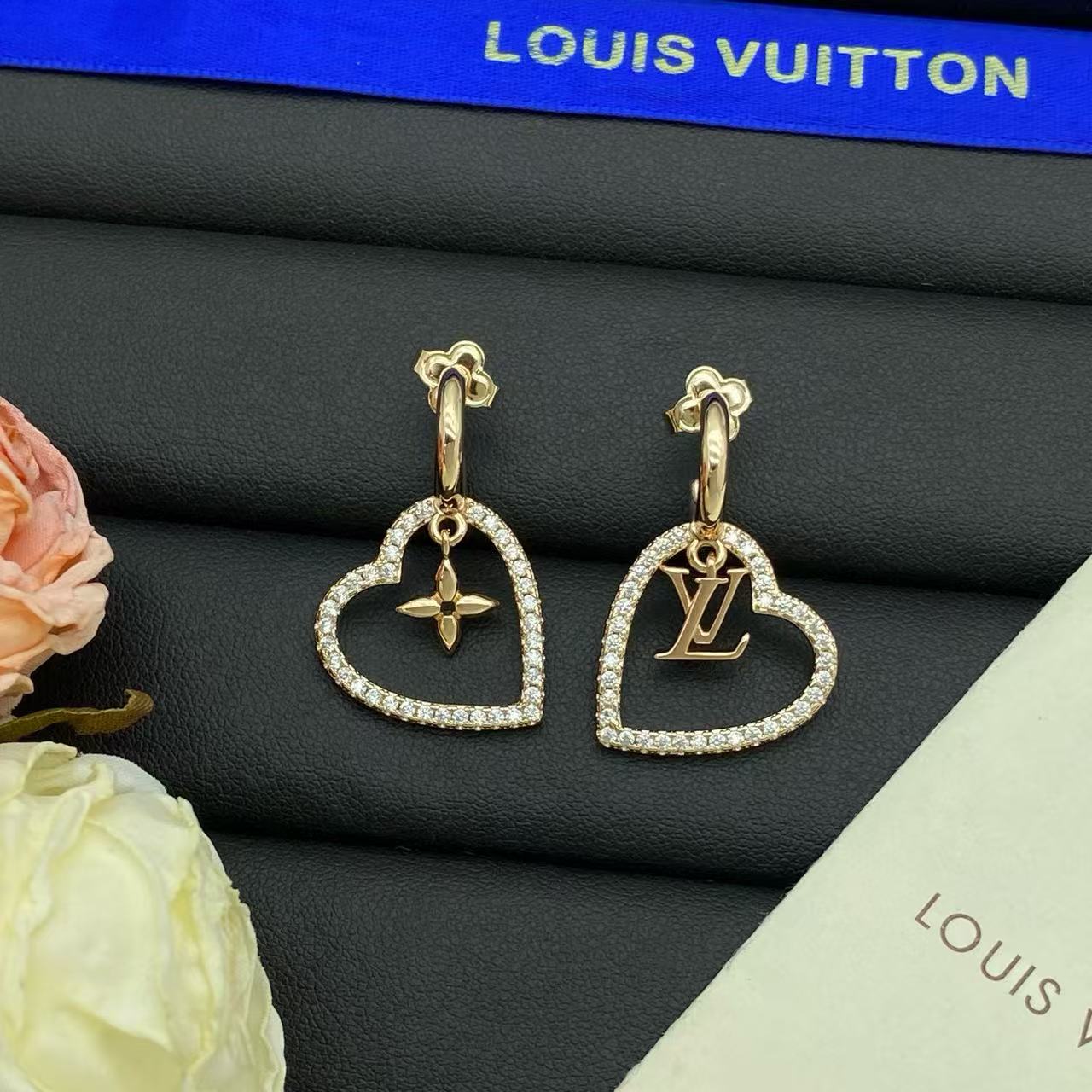 LV ハート型ダイヤモンドイヤリング【 50％割引+送料無料】