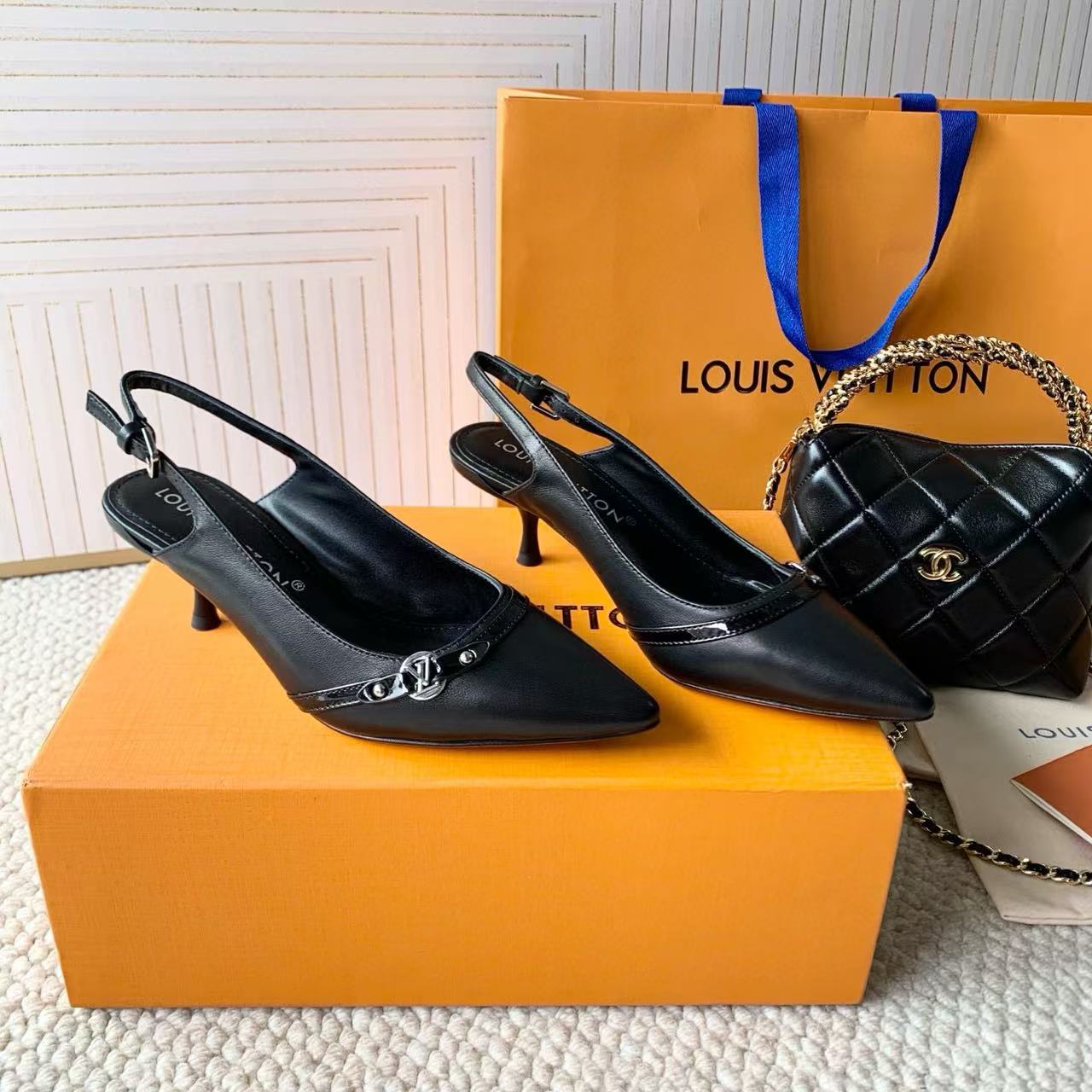 LV 高品質ポインテッドハイヒール【50％割引+送料無料】