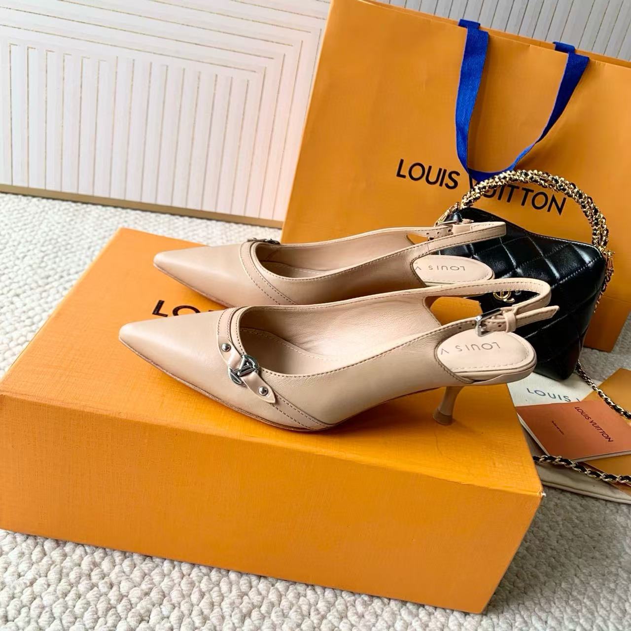 LV 高品質ポインテッドハイヒール【50％割引+送料無料】