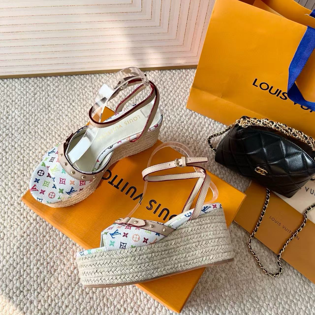 LV 高品質ストローハイヒールサンダル【50％割引+送料無料】