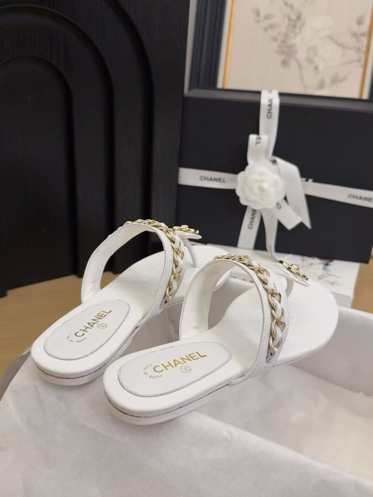 CHANE1 高品質チェーンシープスキンスリッパ【50％割引+送料無料】