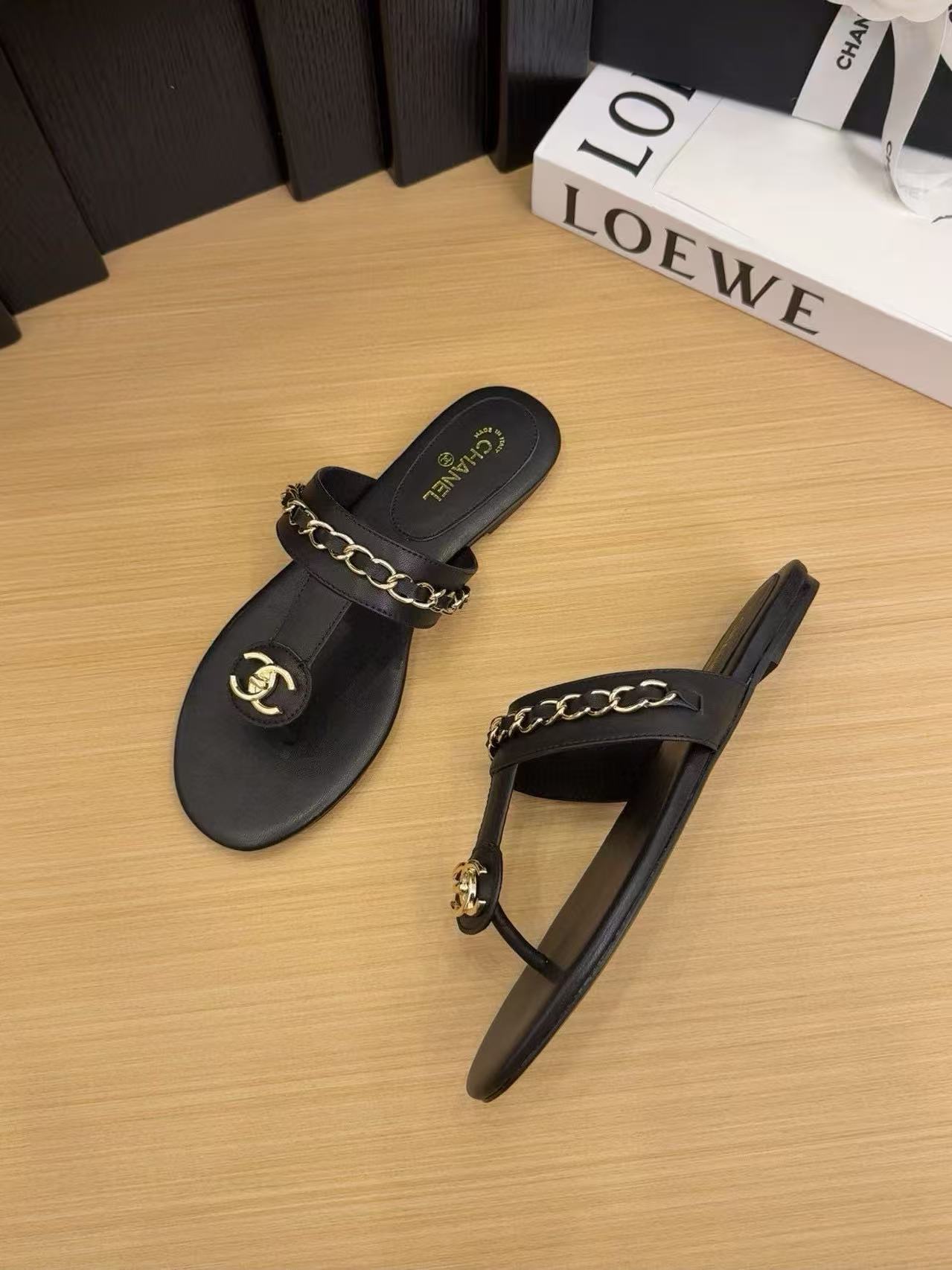 CHANE1 高品質チェーンシープスキンスリッパ【50％割引+送料無料】