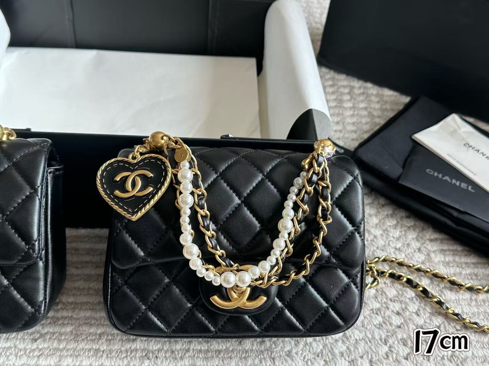 CHANE1 パールチェーンショルダークロスボディバッグ【50％割引+送料無料】