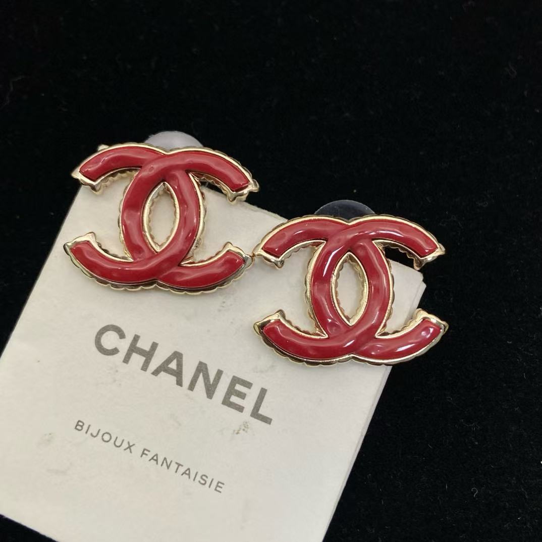 CHANE1 ダブル C レッド スタッド ピアス【 50％割引+送料無料】