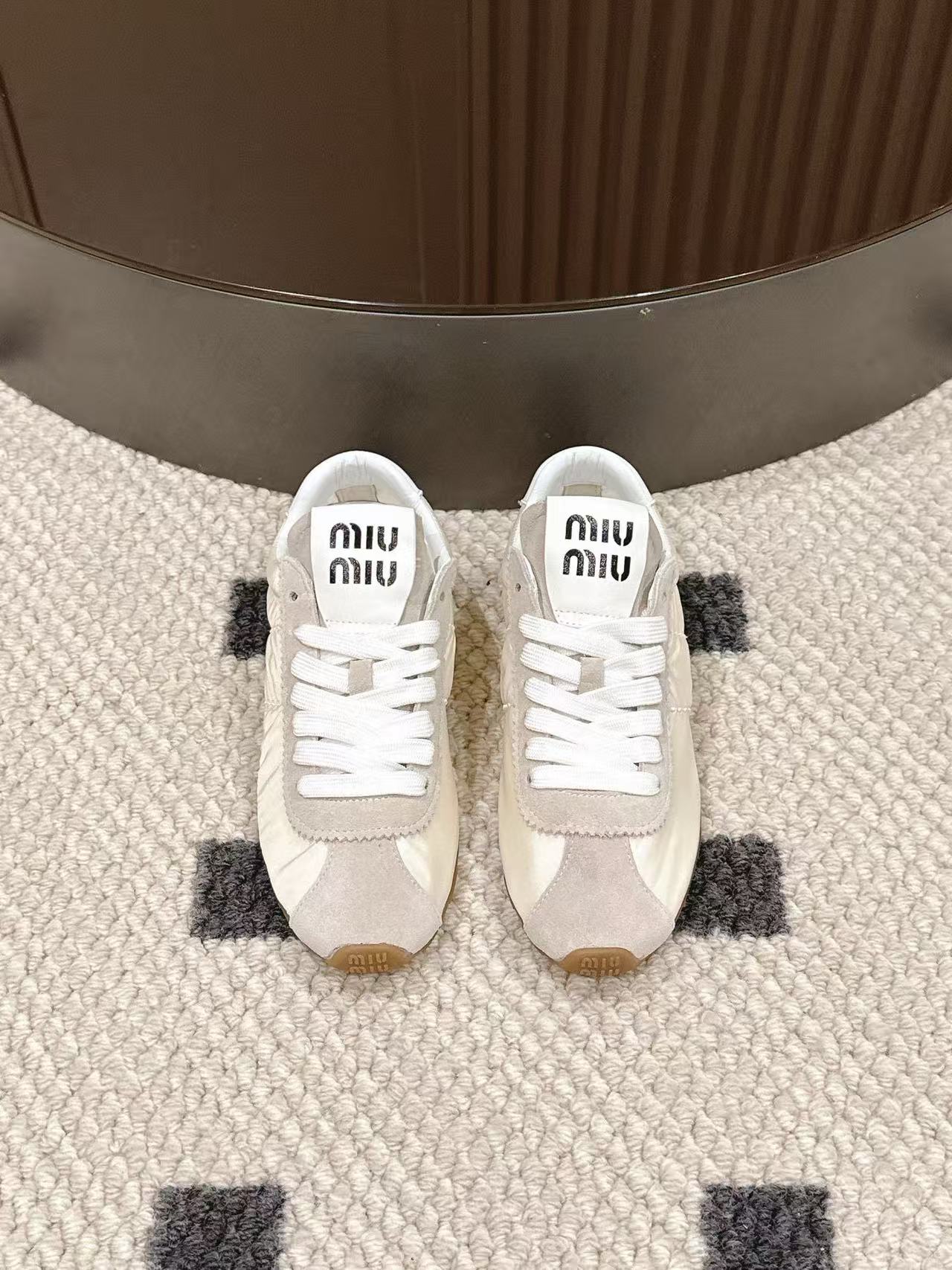 M1UM1U 高品質シンプルスポーツシューズ【50％割引+送料無料】