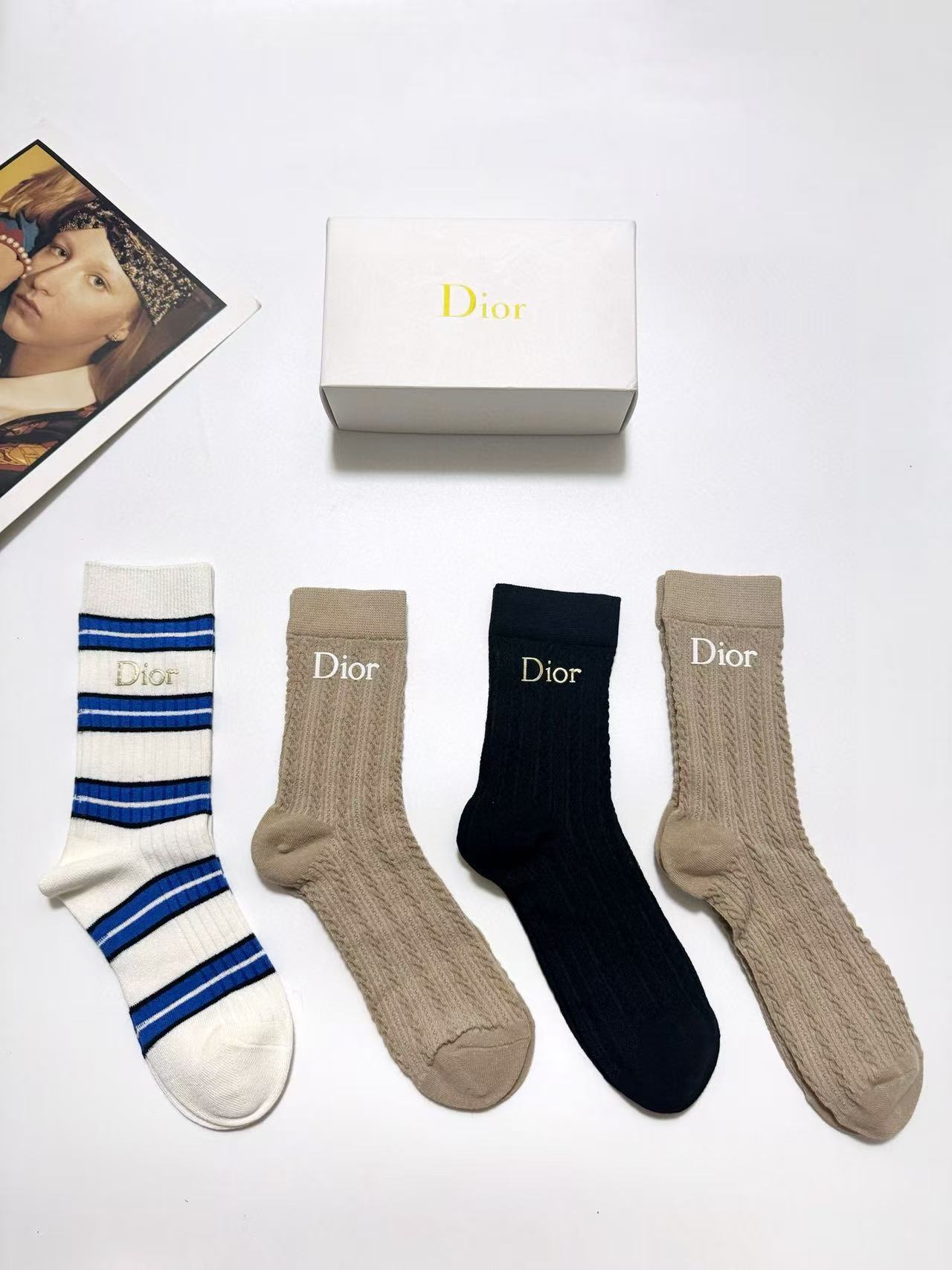 DI0Rクラシックロゴソックス4足組【 50％割引+送料無料】