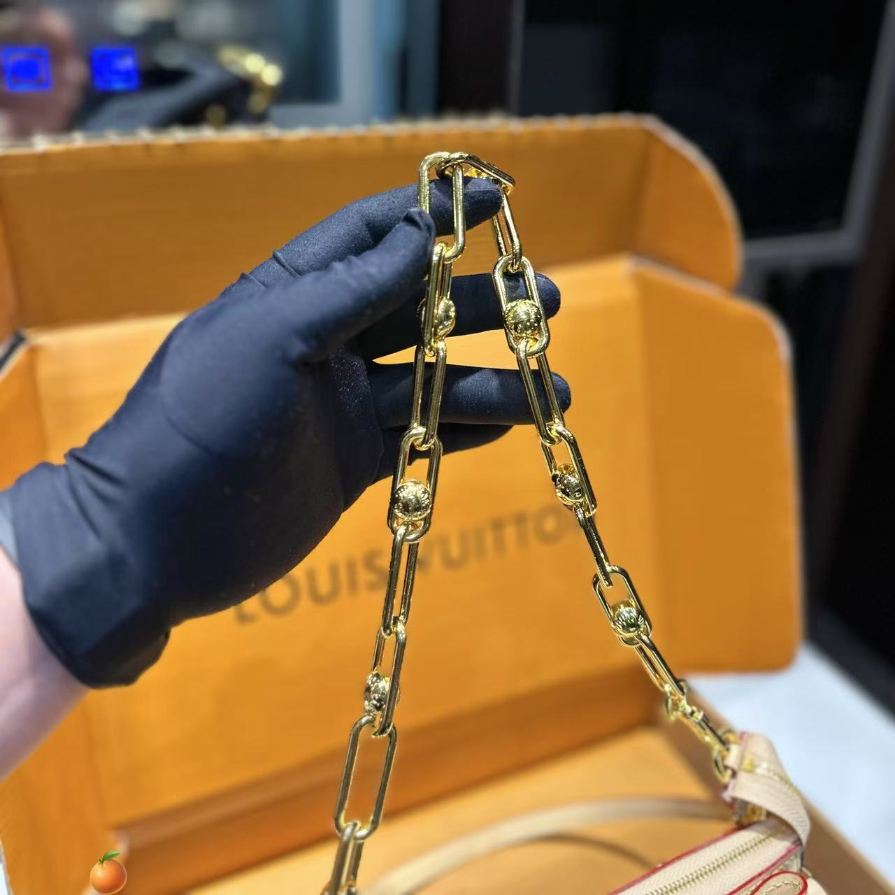 LVプリントチェーンアンダーアームバッグ【 50％割引+送料無料】