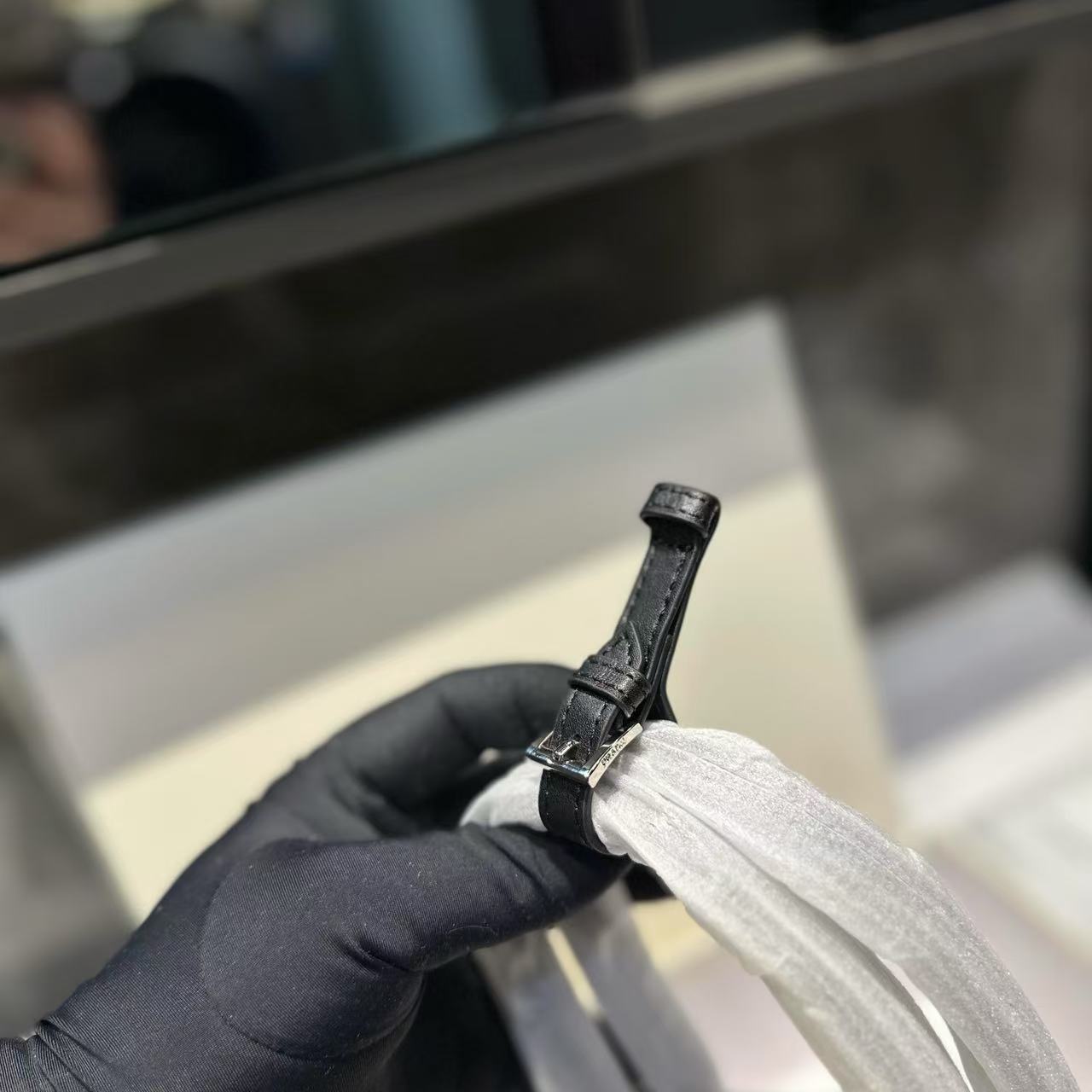 LV ブラック＆ホワイト カラーブロック ハンドバッグ【 50％割引+送料無料】