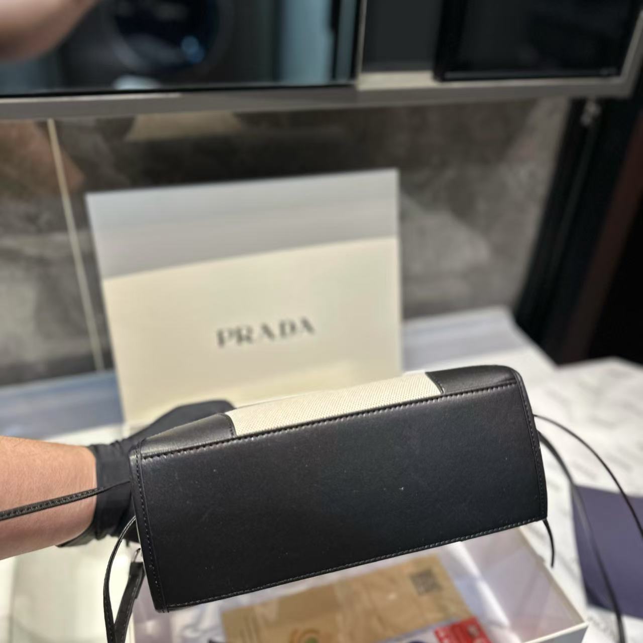 LV ブラック＆ホワイト カラーブロック ハンドバッグ【 50％割引+送料無料】