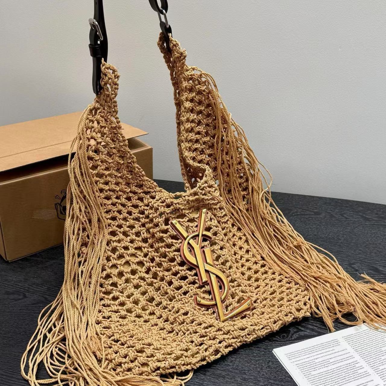 YSL タッセル ストローバッグ【 50％割引+送料無料】
