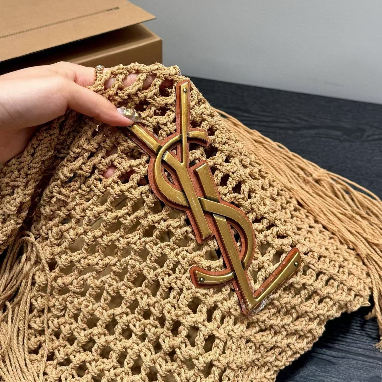 YSL タッセル ストローバッグ【 50％割引+送料無料】