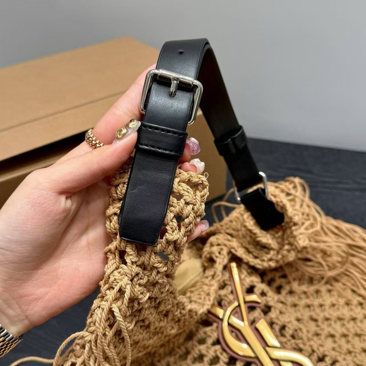 YSL タッセル ストローバッグ【 50％割引+送料無料】