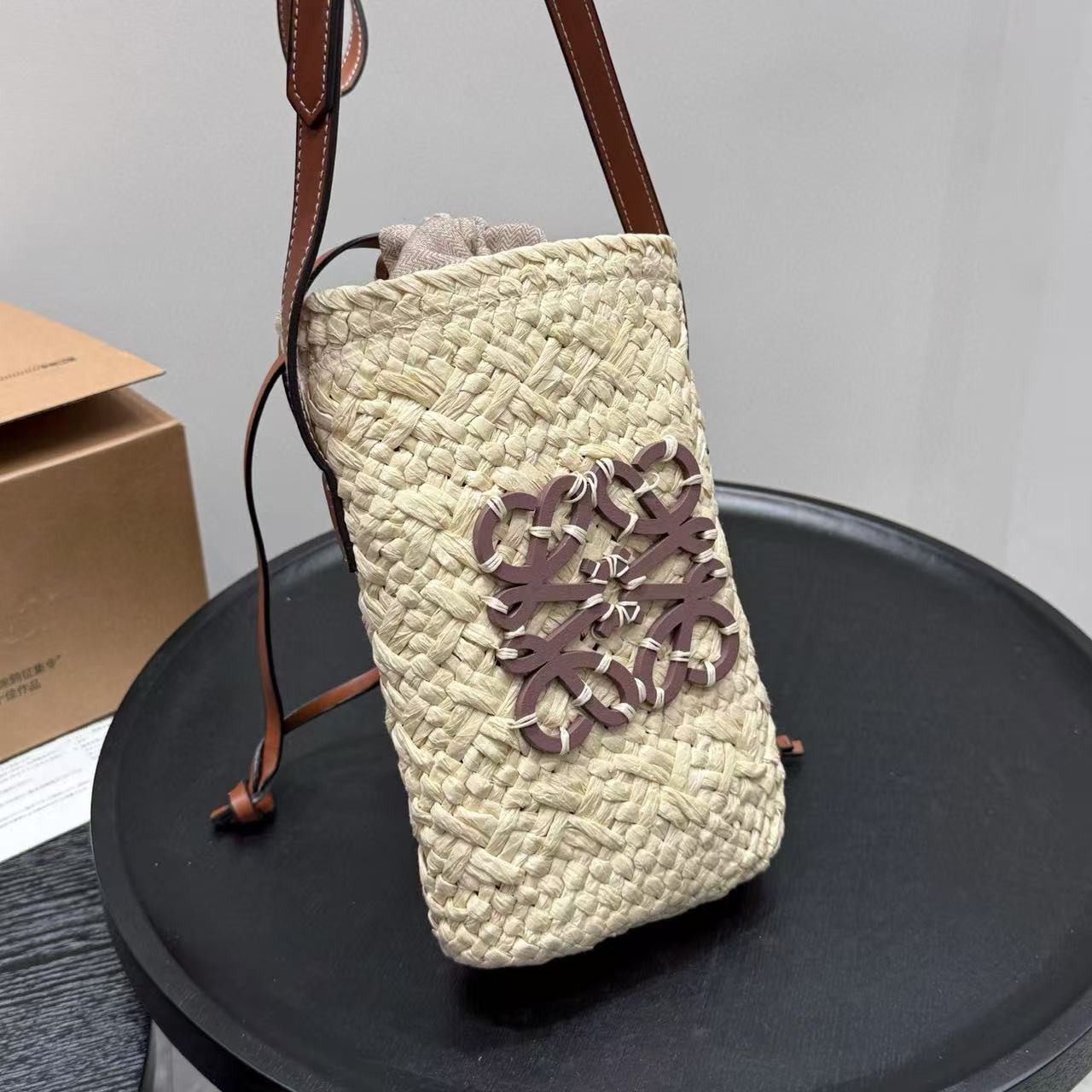 YSL ストローバケットバッグ【 50％割引+送料無料】