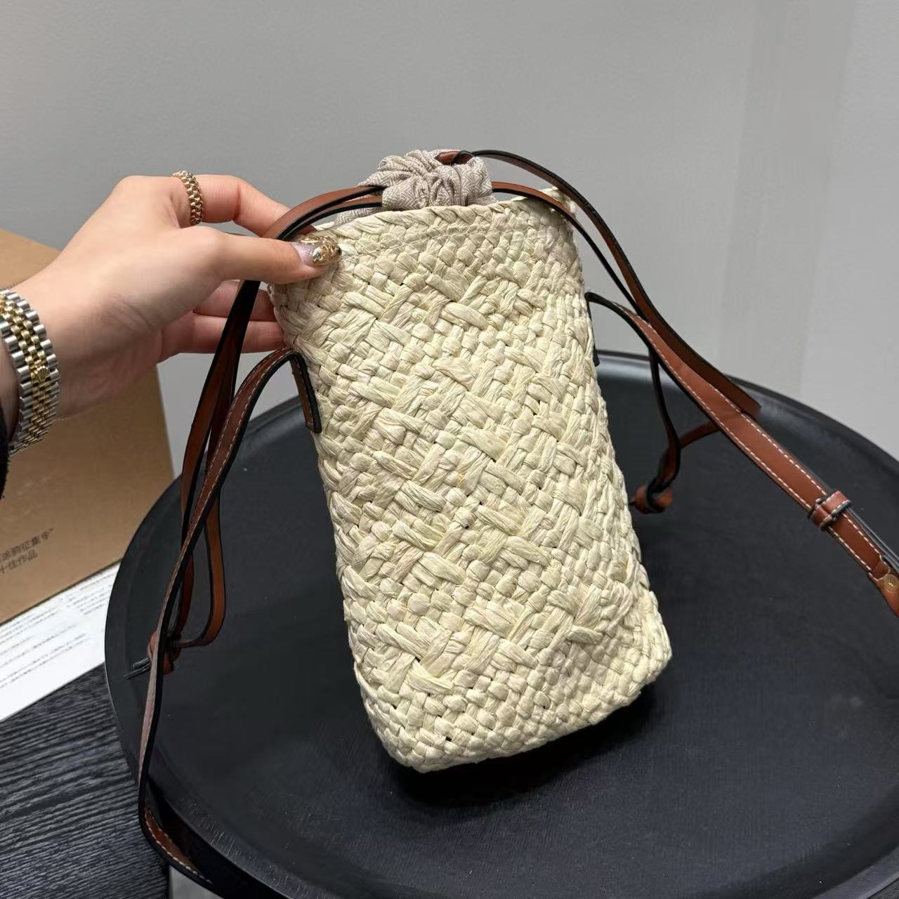 YSL ストローバケットバッグ【 50％割引+送料無料】