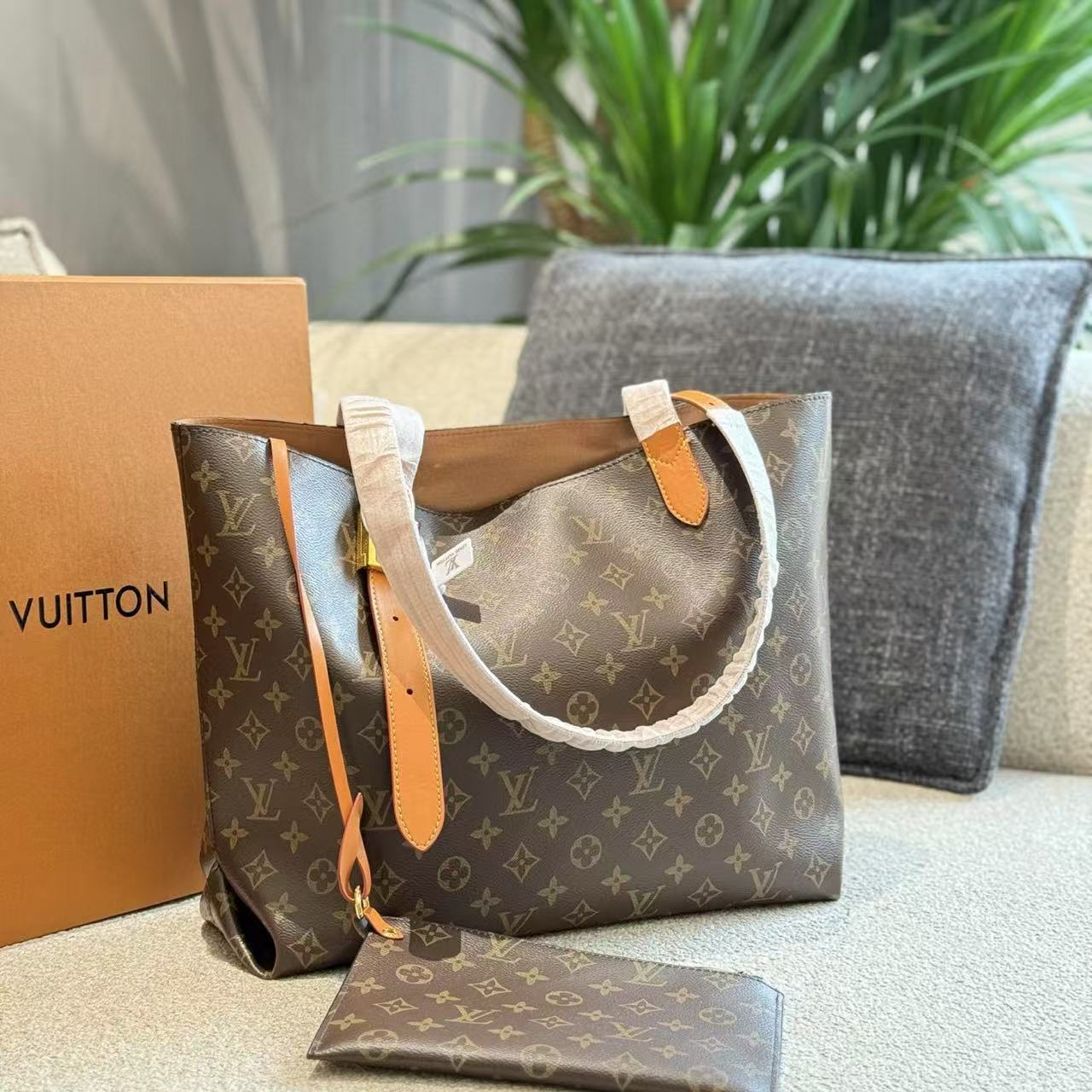 LVオールドフラワーロックショッピングバッグ【 50％割引+送料無料】