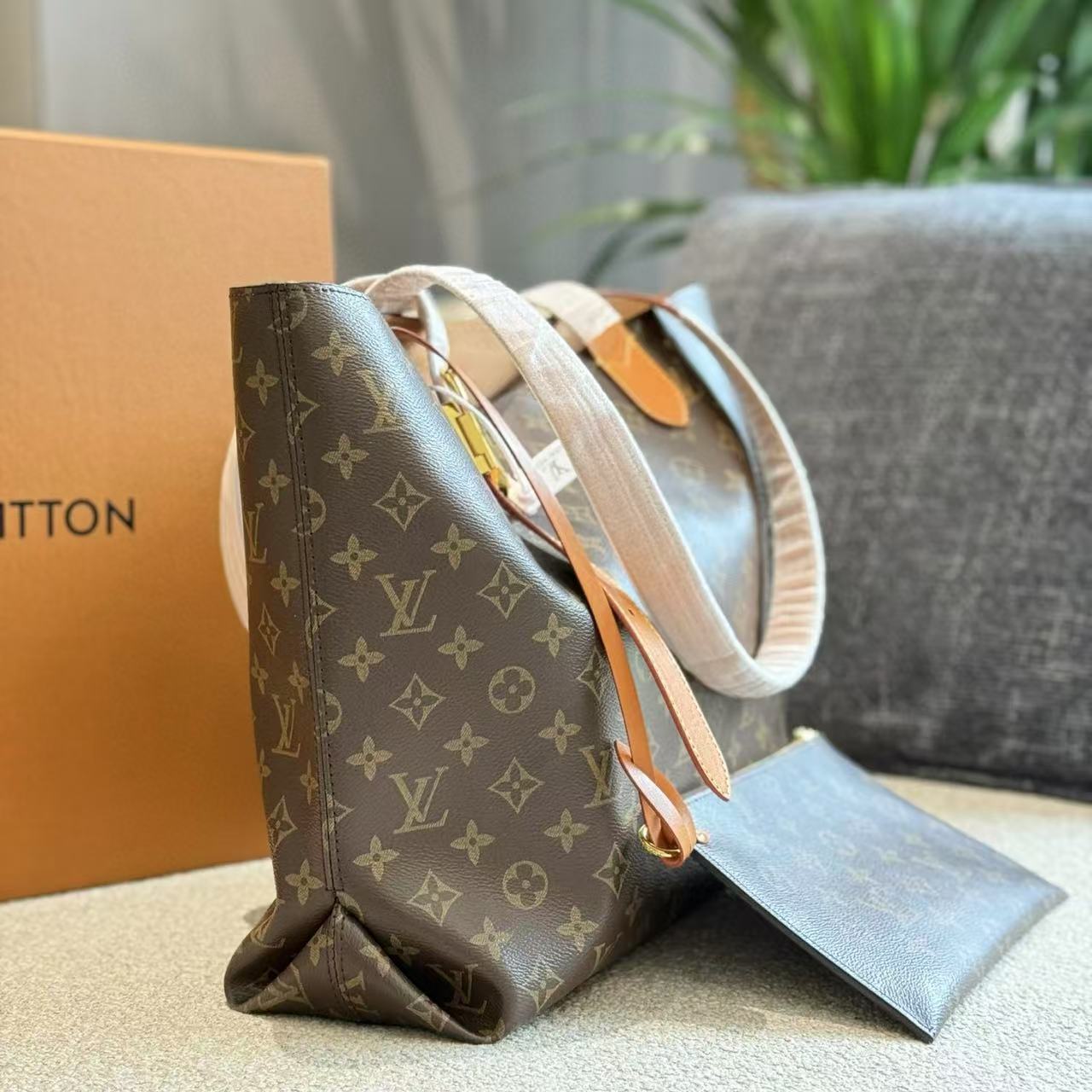 LVオールドフラワーロックショッピングバッグ【 50％割引+送料無料】