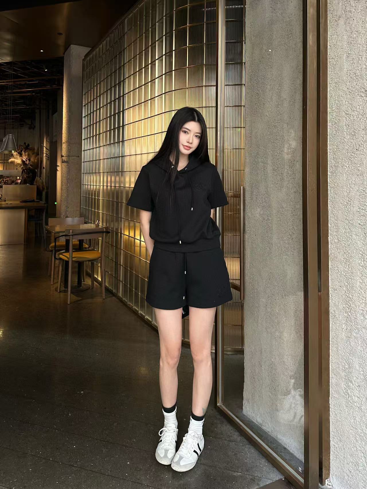 CHANE1 フード付きレタードスウェットシャツ+ショーツ ツーピースセット【 50％割引+送料無料】