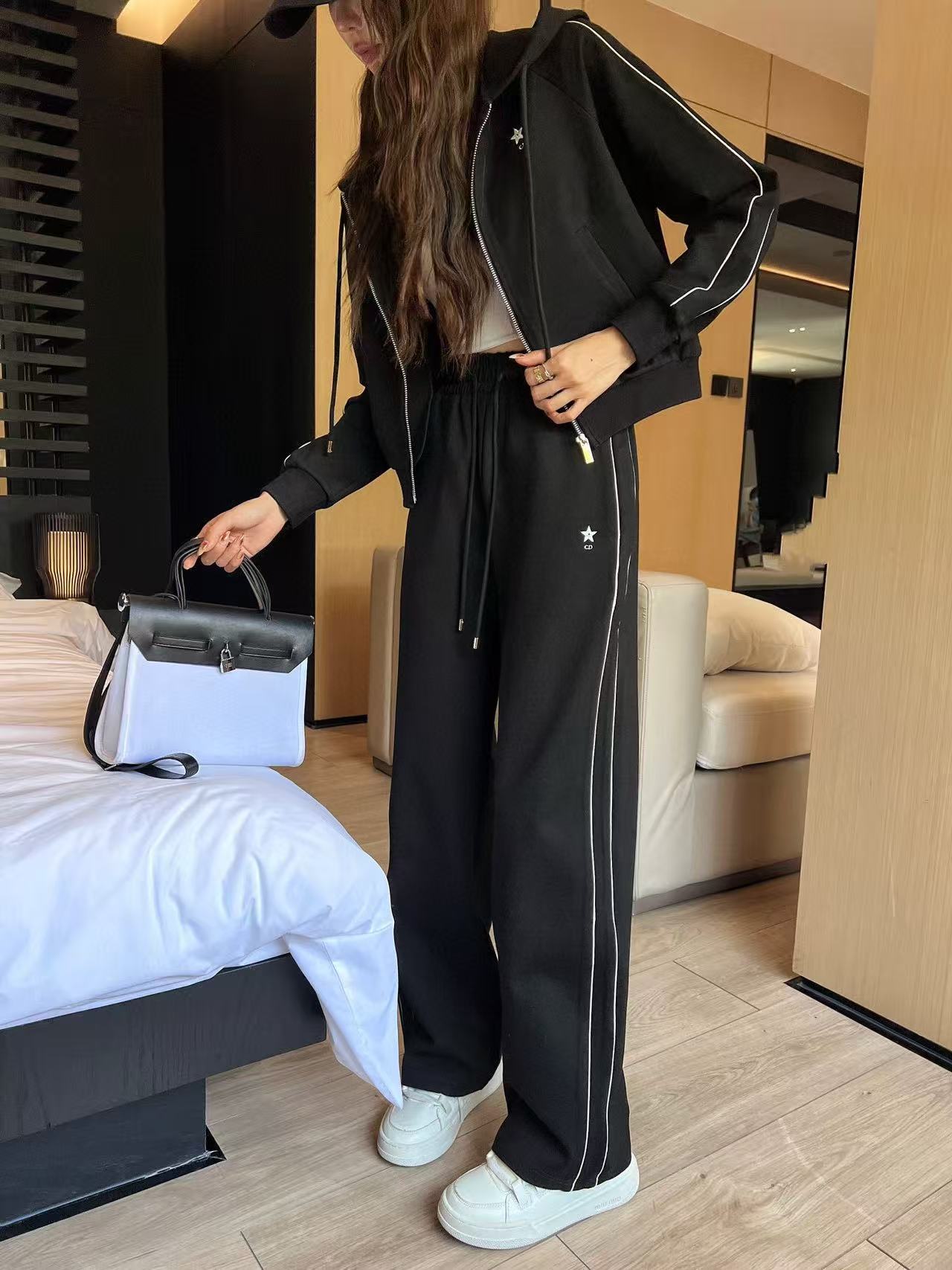 DI0R シンプルフード付きカジュアルスーツ【 50％割引+送料無料】