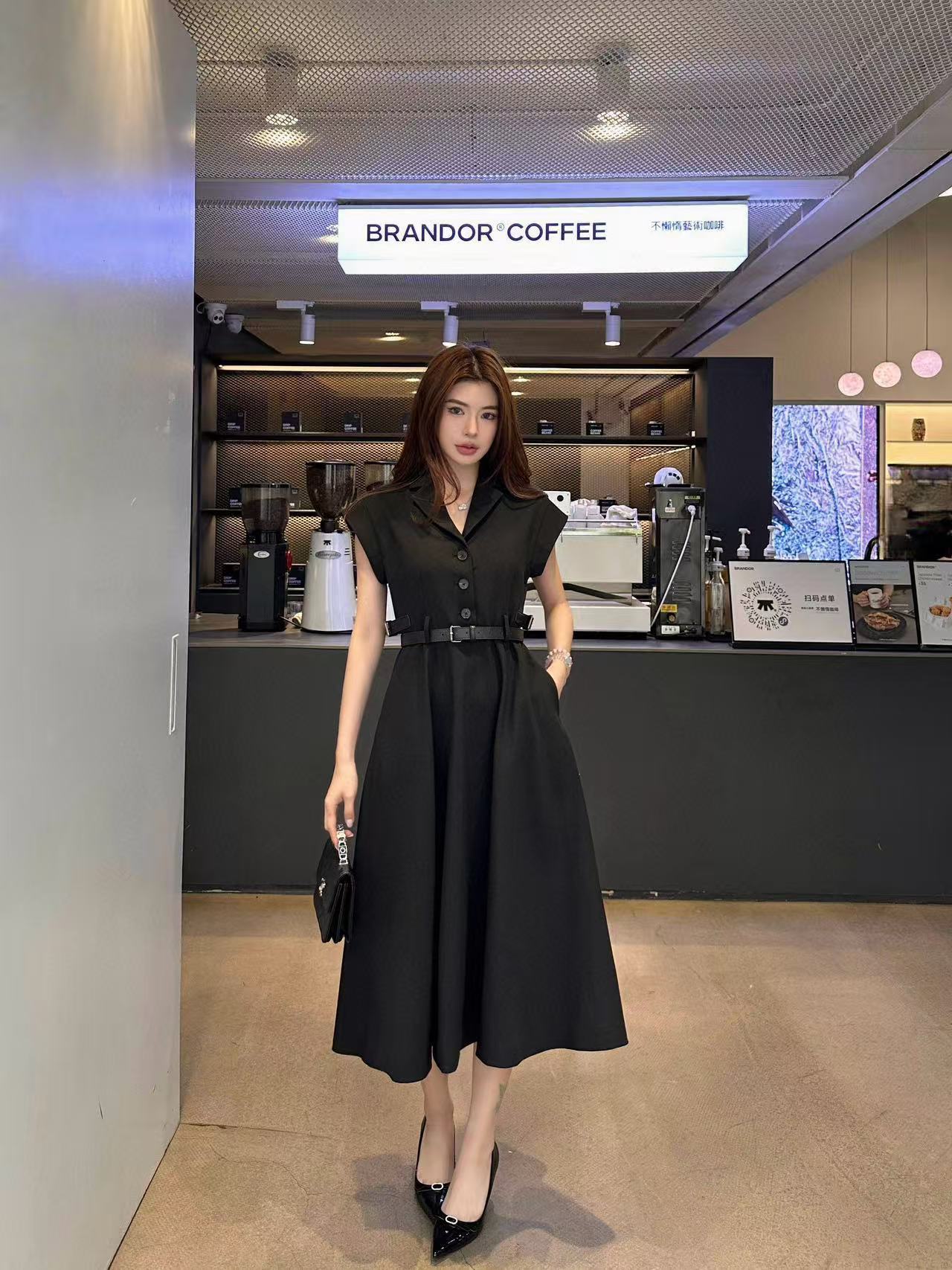 DI0R フライングスリーブベルト付きワンピース【 50％割引+送料無料】