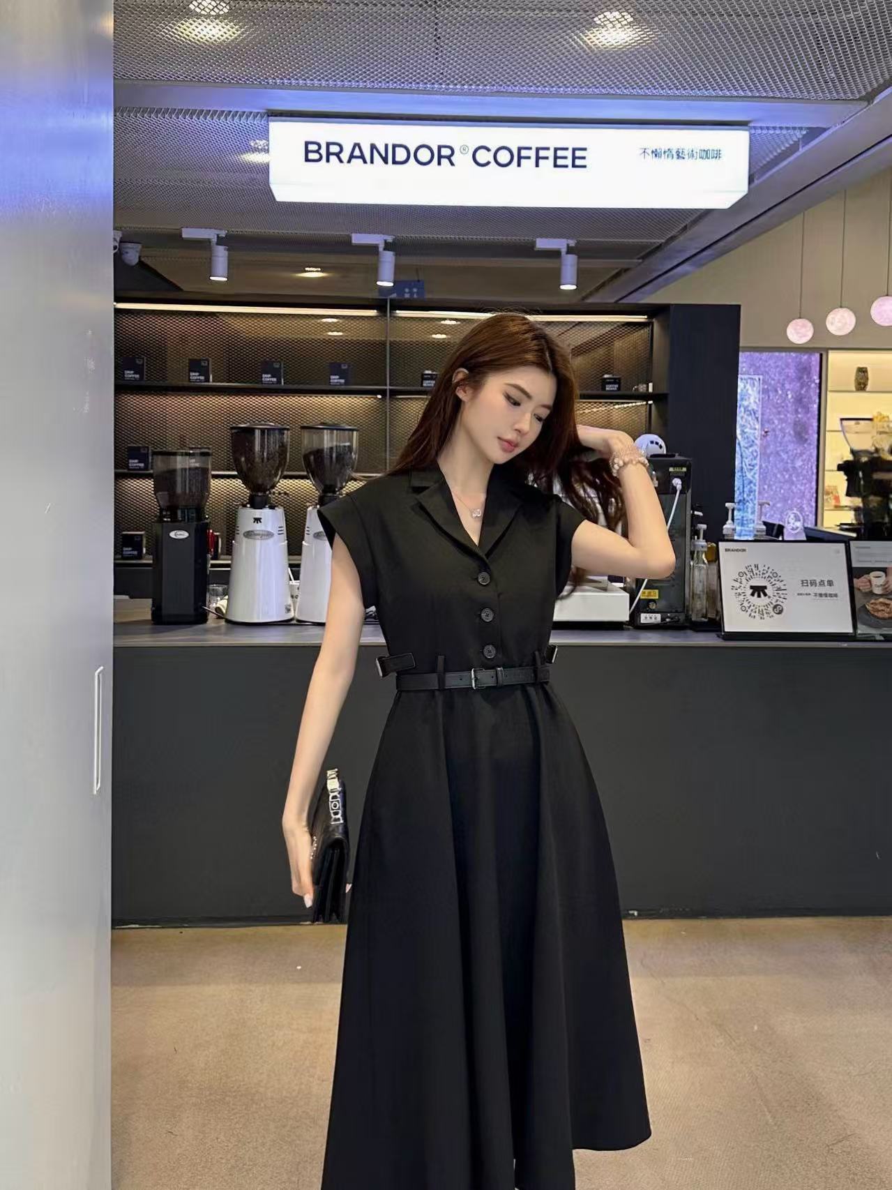 DI0R フライングスリーブベルト付きワンピース【 50％割引+送料無料】