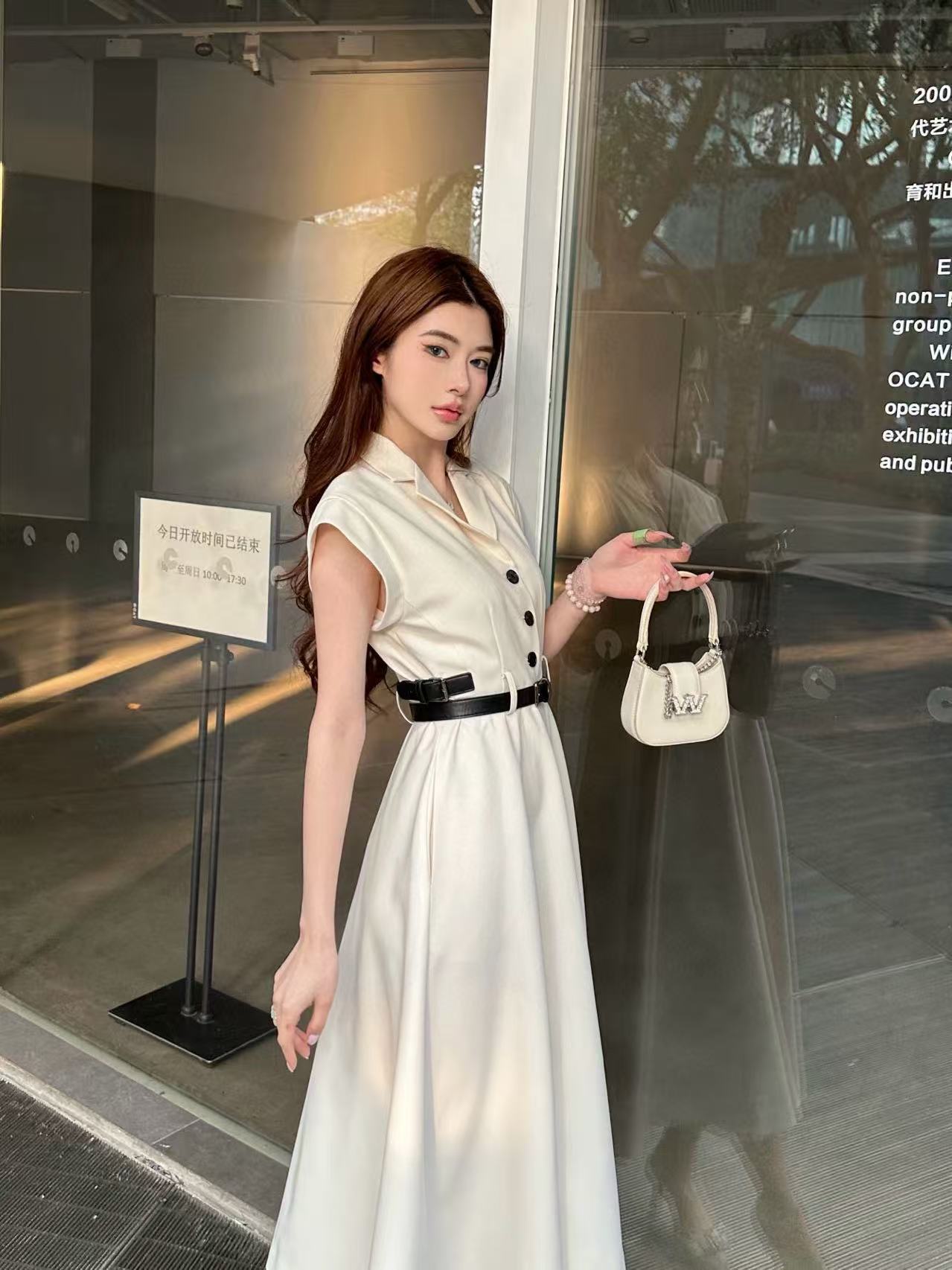 DI0R フライングスリーブベルト付きワンピース【 50％割引+送料無料】