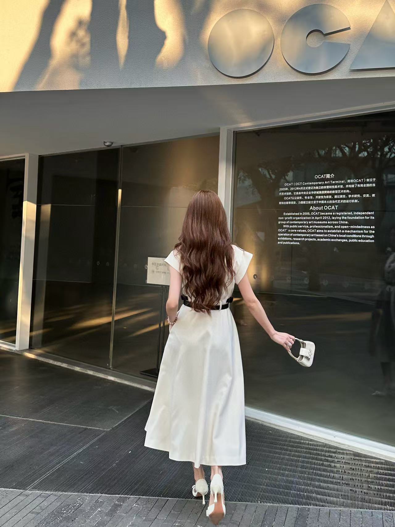 DI0R フライングスリーブベルト付きワンピース【 50％割引+送料無料】