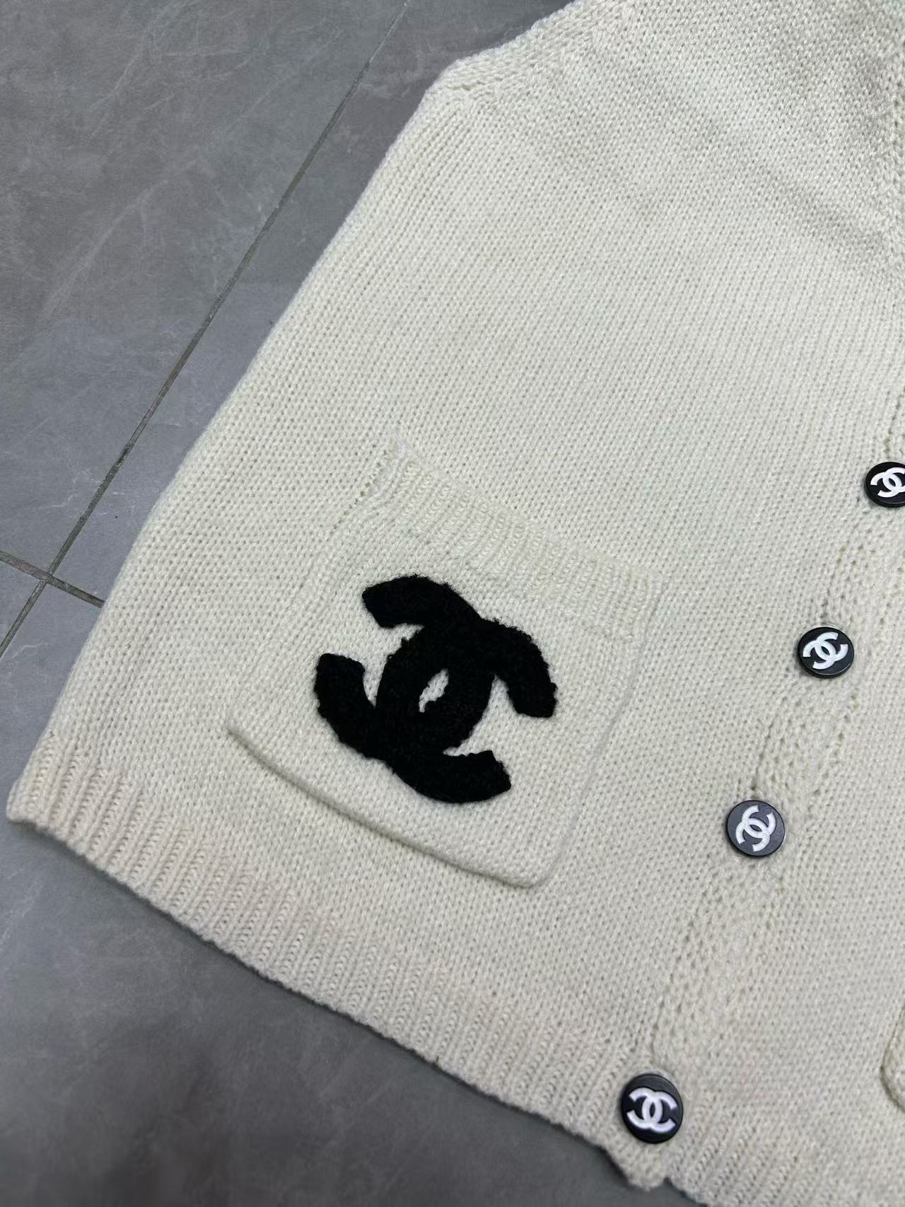 CHANE1 植毛ポケットウールベスト【 50％割引+送料無料】