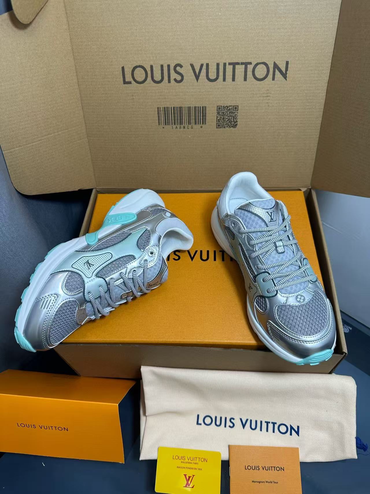 LVの高品質カジュアルシューズ【50％割引+送料無料】