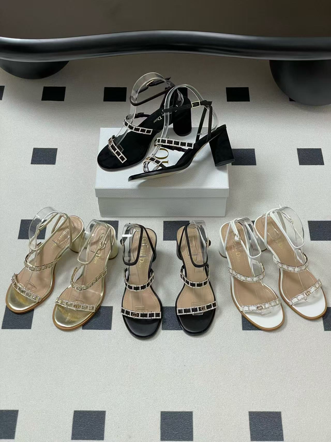 DI0R 高品質クリスタル ダイヤモンド ストラップ ハイヒール サンダル【50％割引+送料無料】