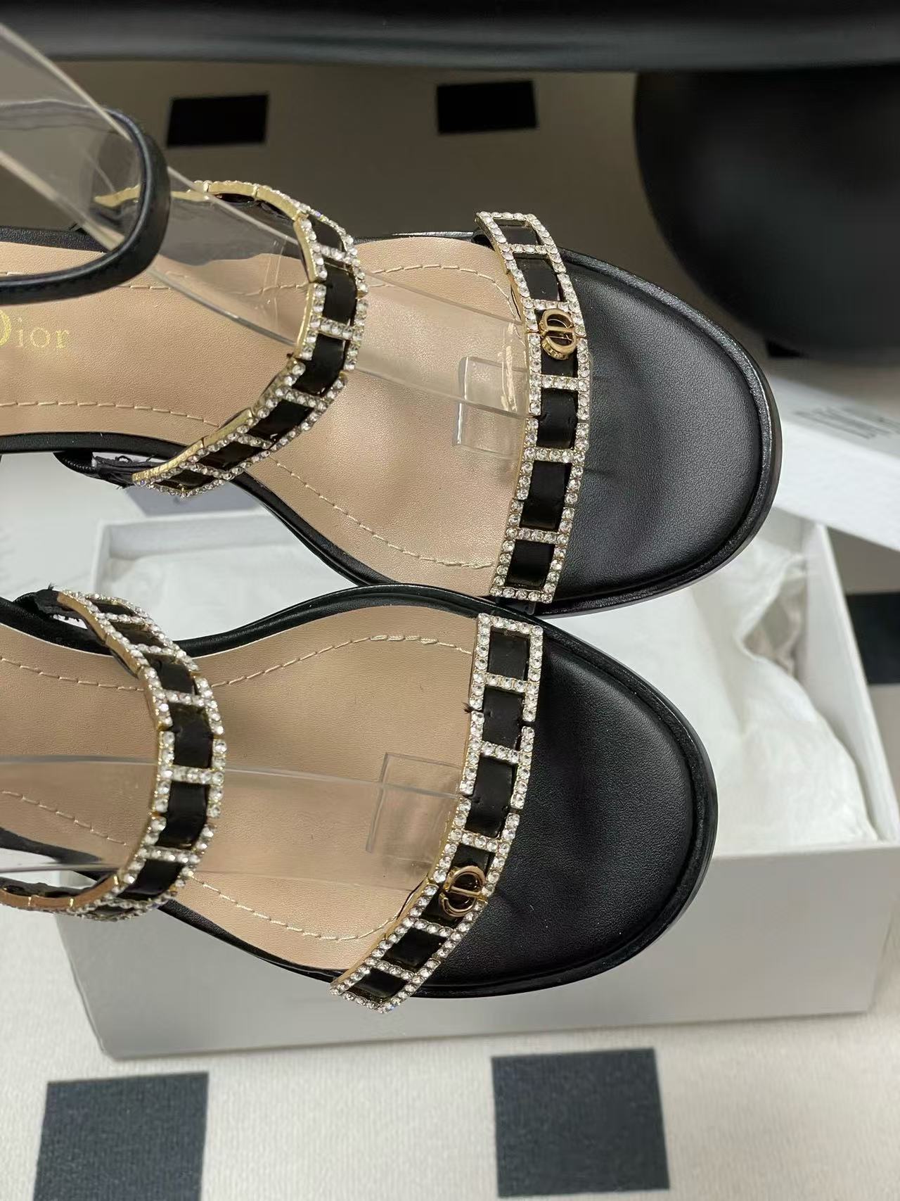 DI0R 高品質クリスタル ダイヤモンド ストラップ ハイヒール サンダル【50％割引+送料無料】