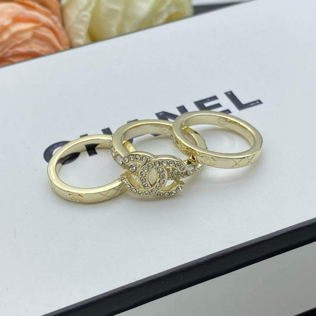 CHANE1 ダブルC スリーサークルリング【 50％割引+送料無料】