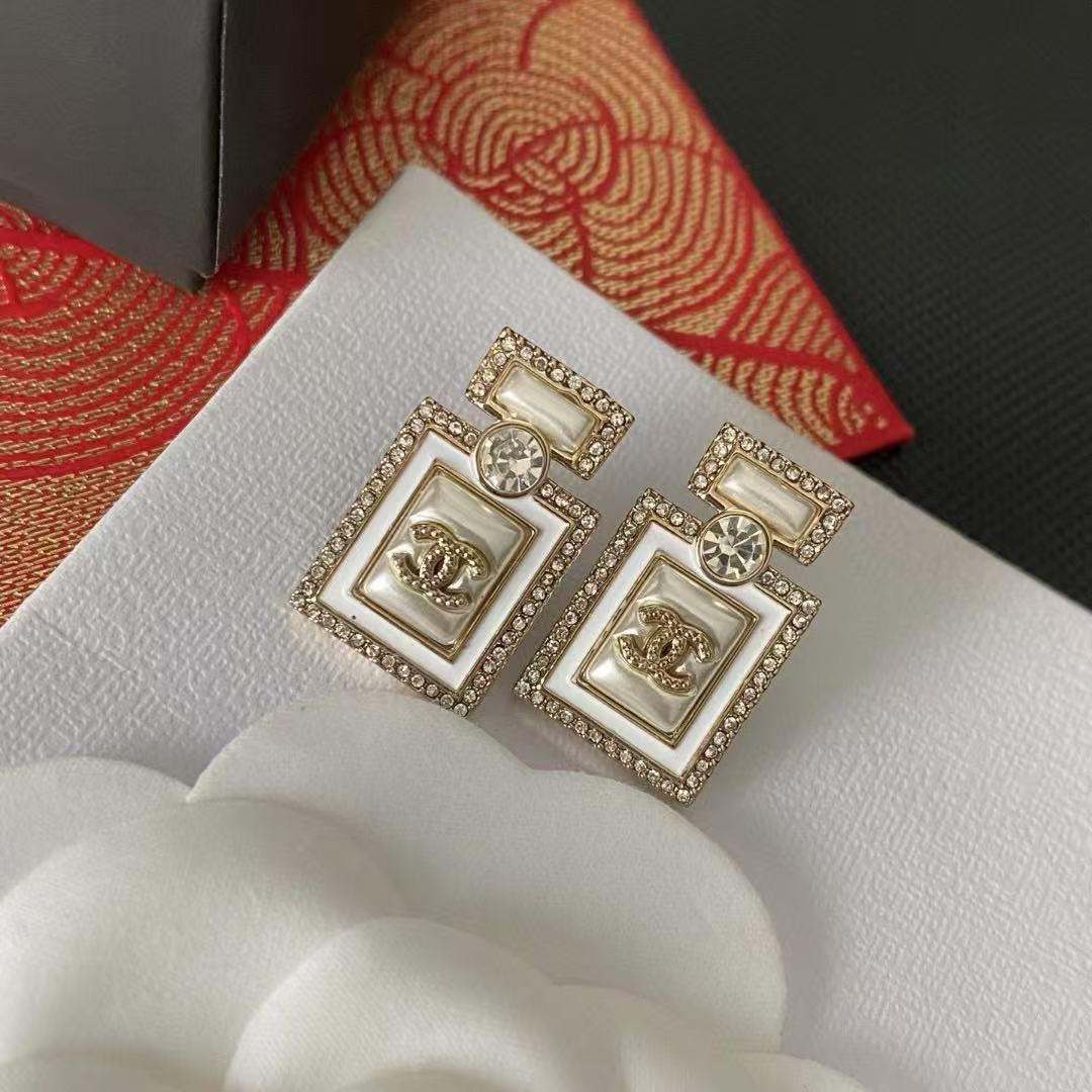 CHANE1 香水瓶イヤリング【 50％割引+送料無料】