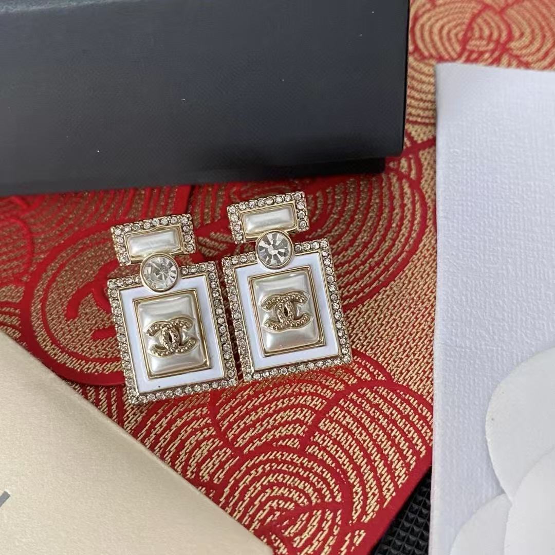 CHANE1 香水瓶イヤリング【 50％割引+送料無料】